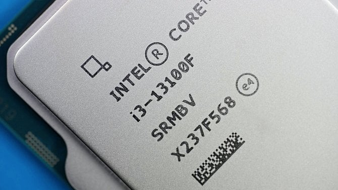 Intel vydává desktopové procesory bez malých jader, ovšem jenom lowend pro levná PC