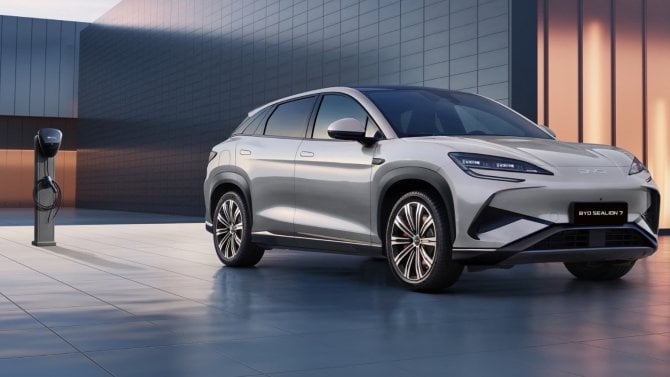 Do Česka míří další čínská automobilka. Rozjede naplno vlnu elektromobility i u nás?