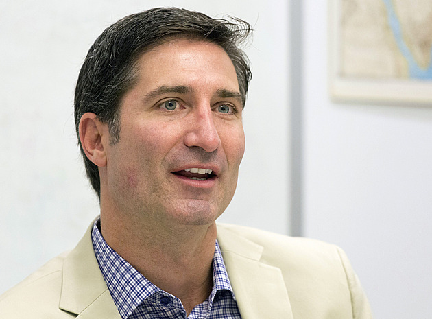 Starbucks zavádí nový obchodní model. Kávu má zákazník dostat do čtyř minut