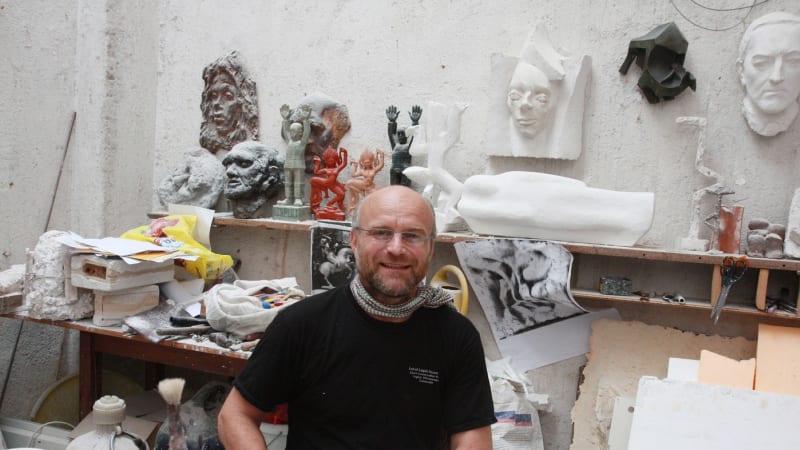 Zemřel sochař a disident Michal Blažek. Demokracie znamená, že seženu sádru, říkal