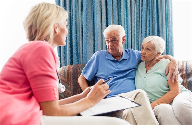 Zaměřeno na energetické šmejdy. Bohumín obnovil zákaz podomního prodeje
