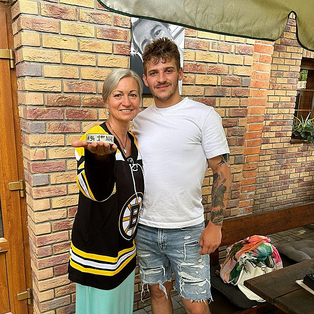 Buchtelova maminka před zápasem léta: Jsem dojatá, benefice bude velmi emotivní