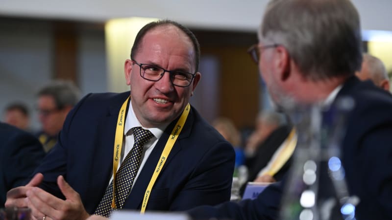 Nervozita ve Spolu: V ODS se bojí, že je lidovci překroužkují. Ať jsou jako my, vzkazuje Výborný