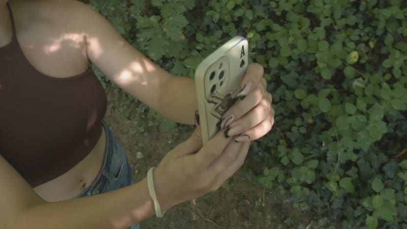 Nahý exhibicionista vylekal dvě turistky uprostřed slovenských hor. Zapózoval jim na fotce