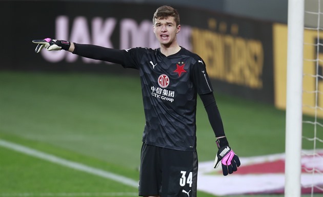 V osmnácti proti Rangers: parťák od krve, srovnání s Čechem. Pamatujete si Vágnera?