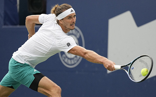Zverev vyřadil v Torontu obhájce Popyrina, v Montrealu dál válí Mboková