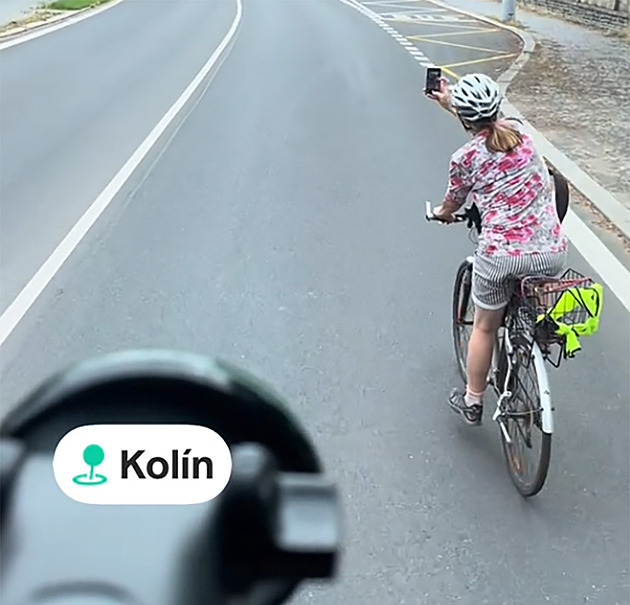 Vybržďovala a natáčela kamion. Cyklistka vysvětlila, proč se naštvala