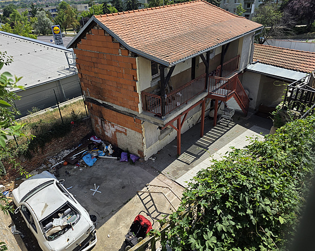 Problémové obyvatele ve Znojmě vystěhovali na periferii, část nechce odejít