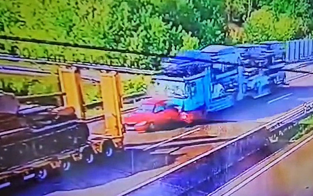 Litevci, který rozdrtil fabii o tahač s tankem, soud zmírnil trest na podmínku