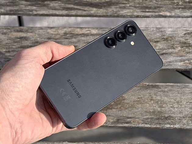 Tak to by byla velká věc. Samsung možná zruší základní top model