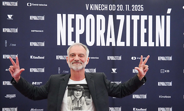 Černý humor ano, soucit nikdy, vzkazují divákům Neporazitelní