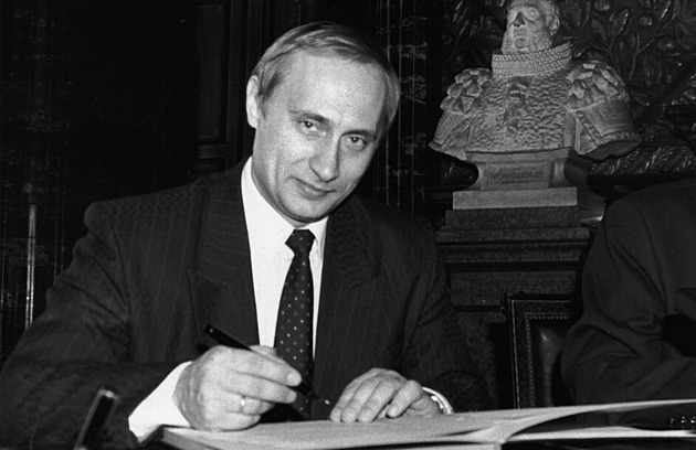 Putin chtěl Ukrajinu už v roce 1994. Nikdy nám nebyla cizí, řekl diplomatovi