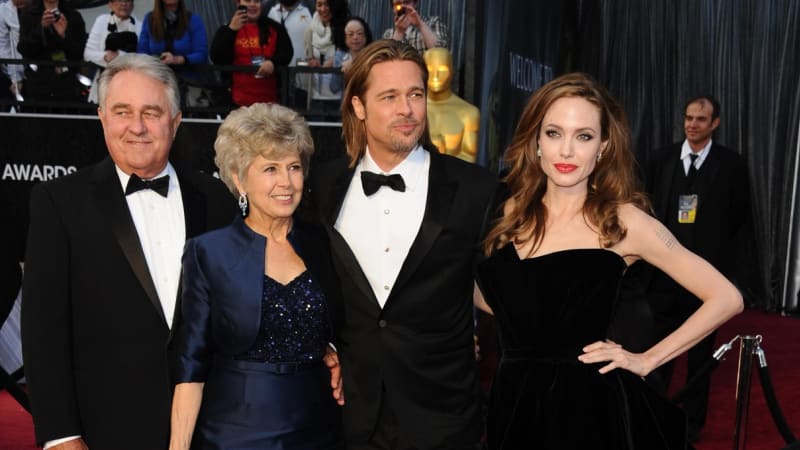 Smutek herce Brada Pitta: Zemřela jeho matka Jane, rodina se s ní dojemně loučí