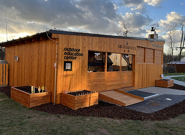 Škola pořídí venkovní učebnu Archimedes, zaujal ji vzorový model