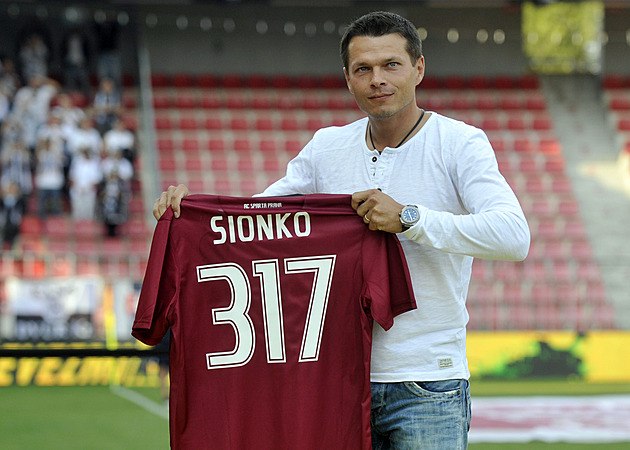 Nechci si připustit, že by Sparta nešla dál, říká Sionko. A co jeho Baník?