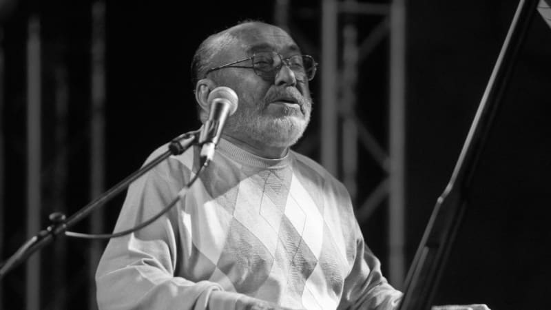 Zemřela jazzová ikona Eddie Palmieri. Průkopník latinskoamerické hudební scény hrál i v Česku