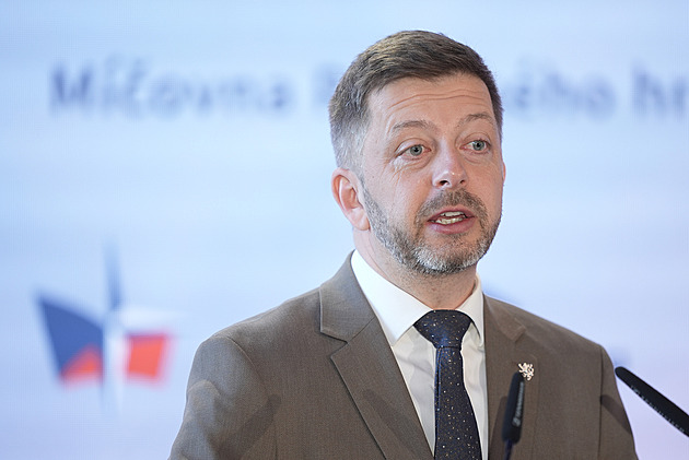 Ve vládě se přeme čtyři roky, konflikty se ale nedostávají na veřejnost, řekl Rakušan