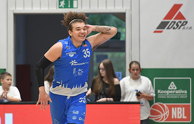 Americký výprodej v Olomoucku. Končí hvězdný Carter i tři jeho krajané