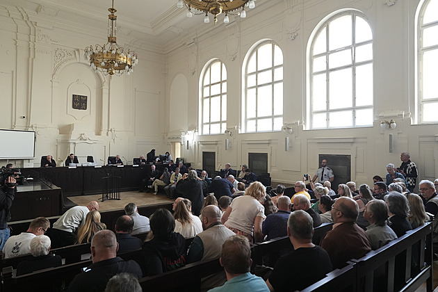 Čech přiznal, že válčil za Rusko. U soudu měl desítky příznivců