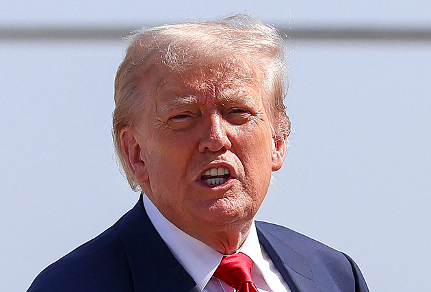 Amerika řeší, co s příjmy z Trumpových cel. Mohou jít i přímo do kapes občanů