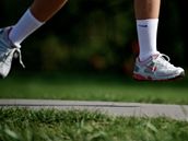 Muž přišel o boty za 50 tisíc z limitované série, nechal je na chodbě bytovky