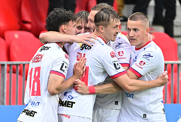 O koupi FK Pardubice má zájem americká skupina, dříve vlastnila klub z druhé ligy