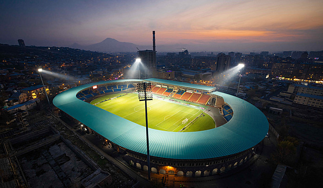 Spartu čeká odveta s Araratem na menším stadionu. Kvůli koncertu Jennifer Lopez