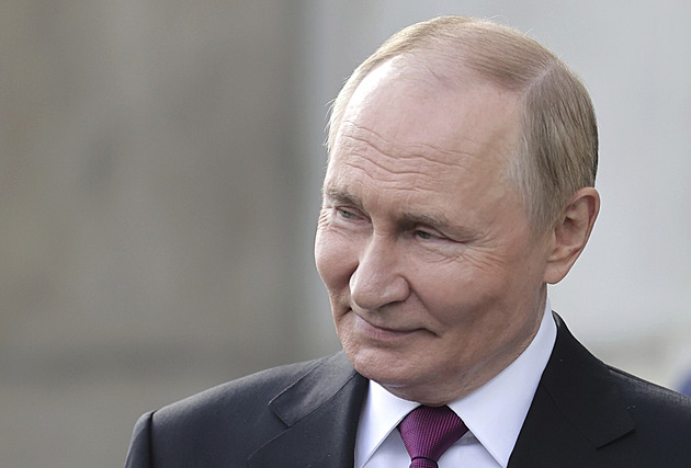 Mistrovská diplomacie, chválí ruští blogeři Putina. Donald ho nemá čím zastrašit, míní