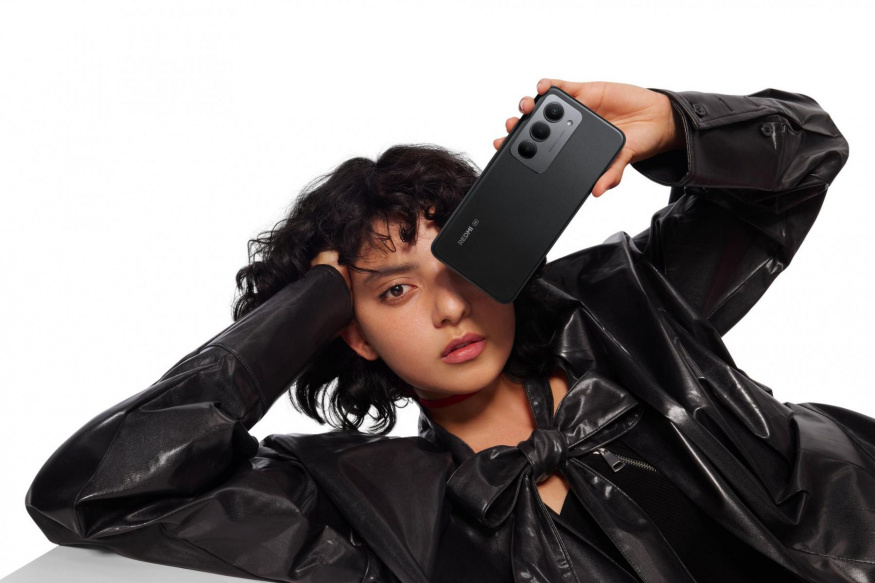 Redmi 15 míří do Česka, nabízí velký displej a 7000mAh baterii