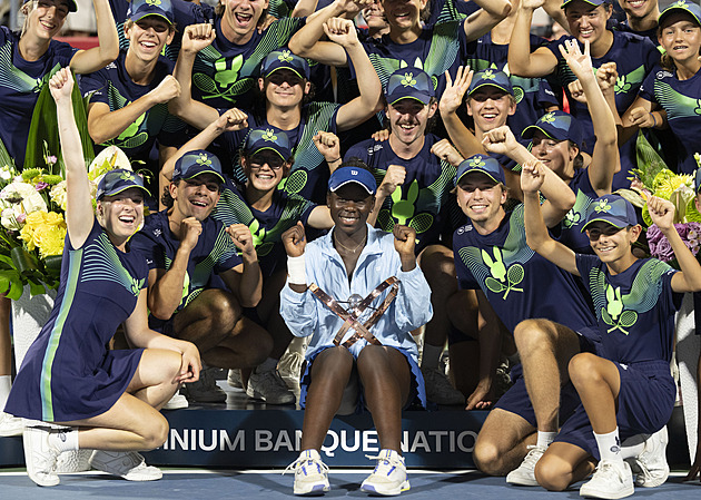 Mboková zakončila životní týden titulem v Montrealu, v Torontu slavil Shelton