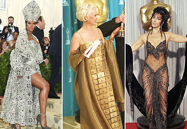 Místo pohodlí extravagance. Faux pas slavných krásek na červeném koberci