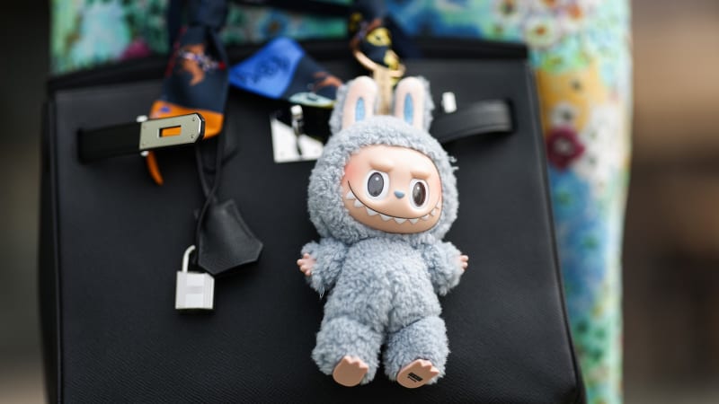 Neukojená touha po plyšácích Labubu: Zloději v Los Angeles jich odcizili za tisíce dolarů