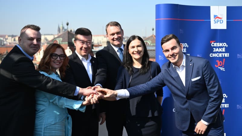 Svobodné mrzí malé zastoupení na kandidátce SPD. Okamurovi se povedl majstrštyk