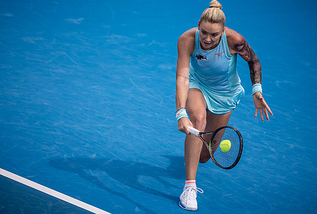 Trápení Martincové pokračuje. Poraněné koleno ji opět nepustí na kurty