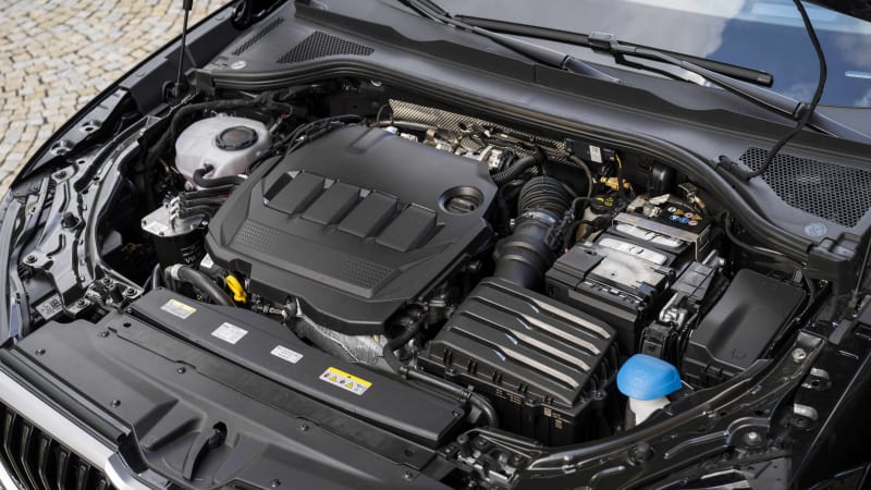 Žádné emisní předpisy ani konec spalovacích motorů. Trump chce zrušit veškerá omezení