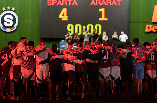 Fotbalové přestupy ONLINE: Sparta dotáhla příchod Mercada, Núňez opustil Liverpool