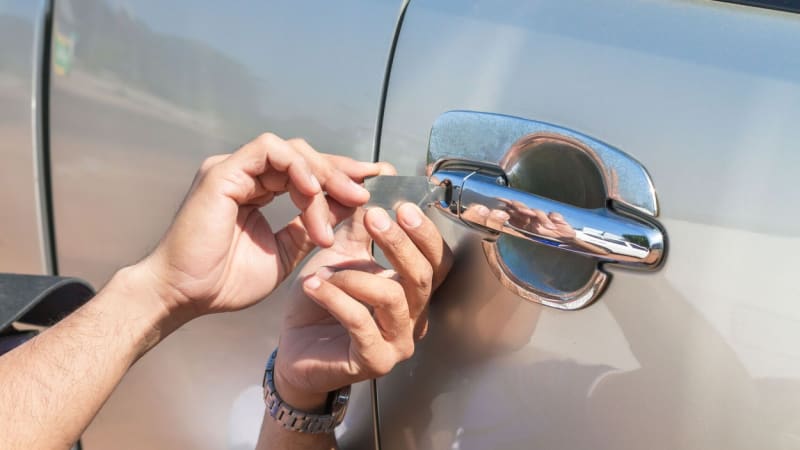 Na jaké značky aut se zaměřují zloději? Statistiky odhalují i nejkradenější barvy