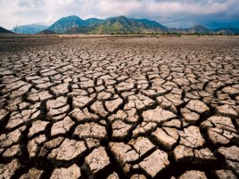 Planeta přichází o vodu rychleji než o led, EU ale řeší zákaz spalovacích motorů