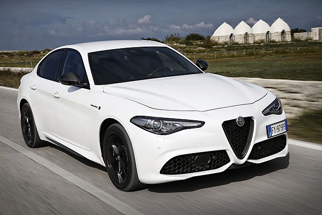 Alfa Romeo Giulia jezdí fantasticky a nekazí se. V bazaru hledejte diesel