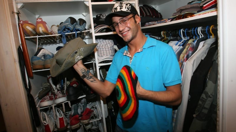 Zpěvák Sámer Issa vyrůstal v Sýrii, nyní žije v pražském bytě. Jak to u něj doma vypadá? 