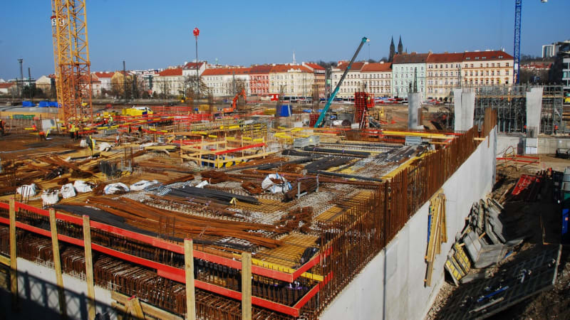 Digitalizace stavebního řízení ani po roce nefunguje dobře. Brání to rozvoji, stěžují si města