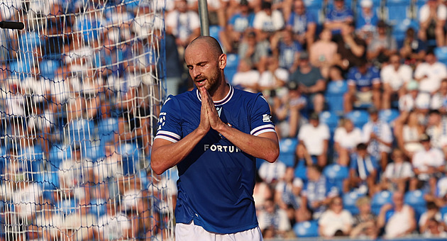 Baník tíží program, v lize dál čeká na výhru. Vždy uděláme chybu, mrzí Šmardu