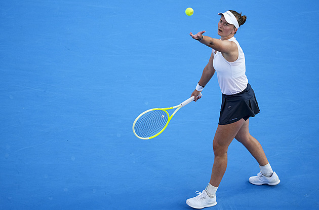 Muchová vládla v koncovkách, Krejčíková zaskočila favoritku. Debakl pro Noskovou