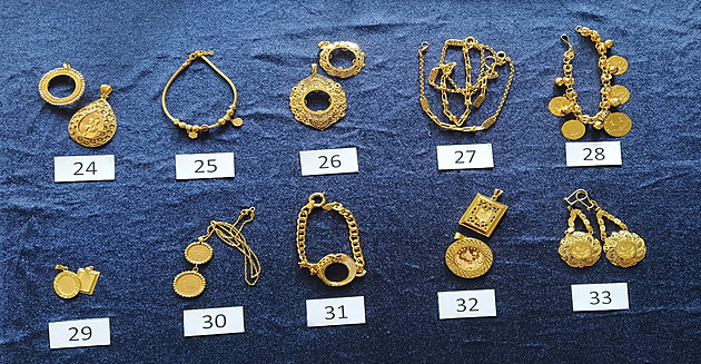 Zabavené zlato za 43 milionů. Stát vydraží přes dva tisíce šperků