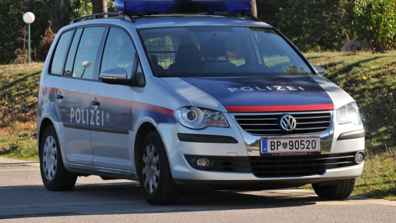 Čtyřletého chlapce srazil slovenský řidič autobusu v Rakousku. Nezastavil a jel dál