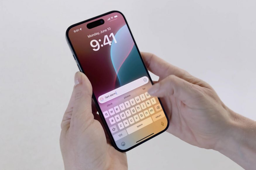 iPhone kompletně ovladatelný hlasem? Nová Siri má tuto možnost nabídnout už příští rok