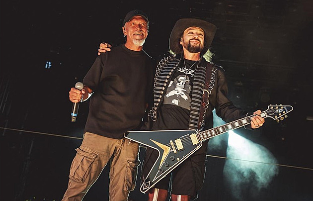 OBRAZEM: Pocta Ozzymu, „nenáviděný“ song Kabátu. Festival Hrady CZ duněl na Veveří