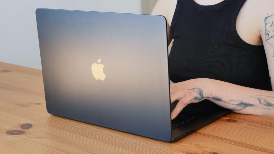 MacBooky čeká obří generační upgrade. Otázkou zůstává, kdy vlastně dorazí