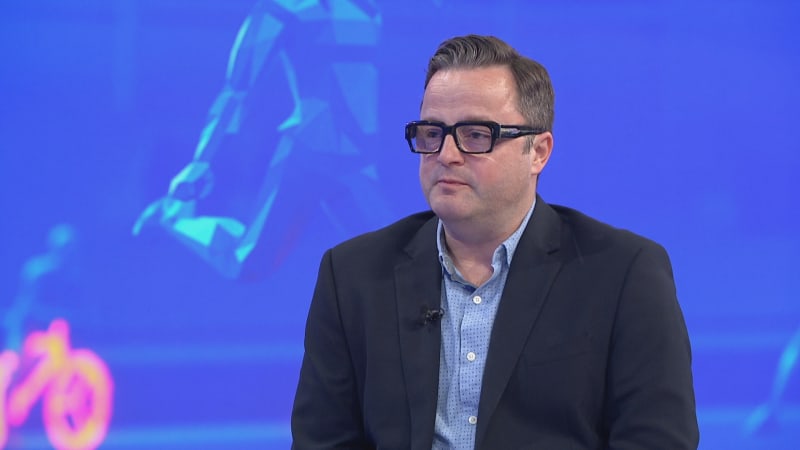 Motoristé ve Sněmovně? Nepravděpodobné, míní Sochor. Jaké šance dává Stačilo! či Pirátům?