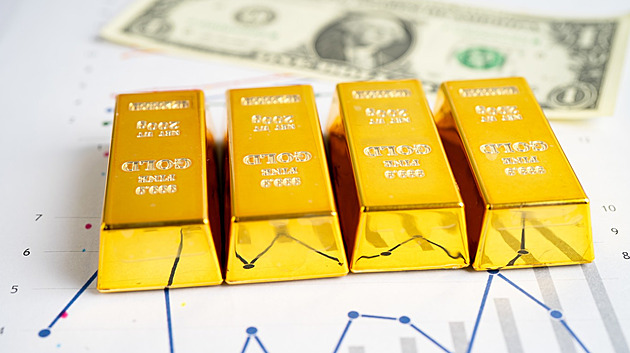 Na zlato se americká dovozní cla vztahovat nebudou, oznámil Trump